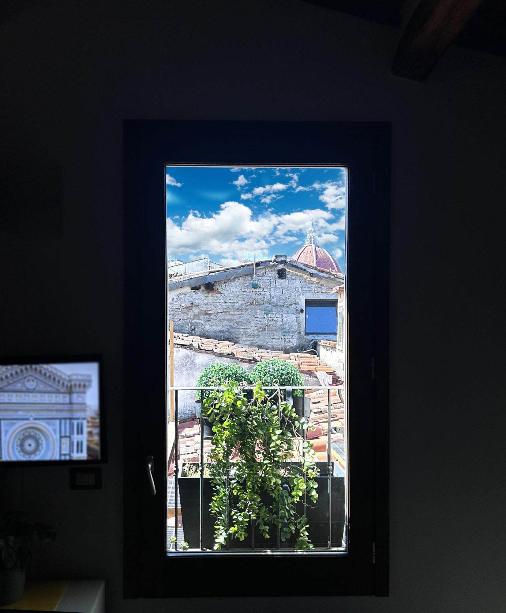 Characteristic In Santa Croce